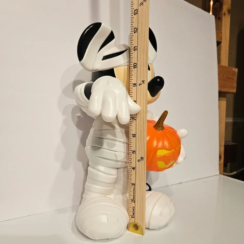 Disney Popcorn Bucket Mickey Mouse Mummy White Halloween Pumpkin Lanyard 2023